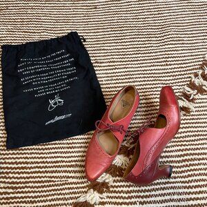 John Fluevog Lyra Red & Pink Brogue Lace-Up Pumps size 9.5